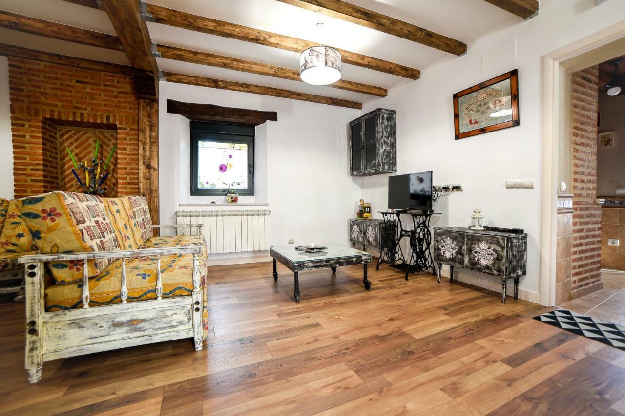 La Huerta Del Duero Guest House Villamarciel Bagian luar foto