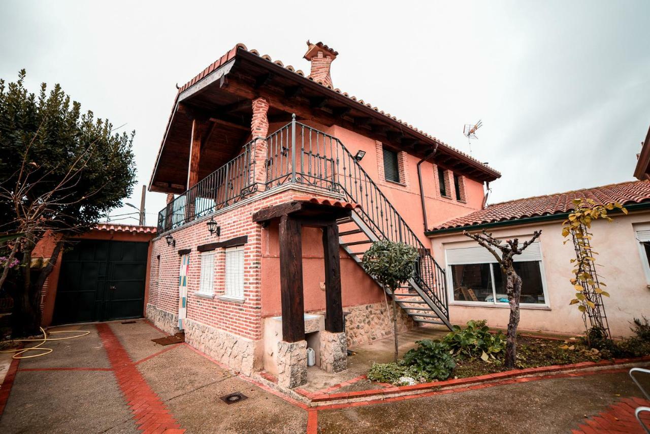 La Huerta Del Duero Guest House Villamarciel Bagian luar foto